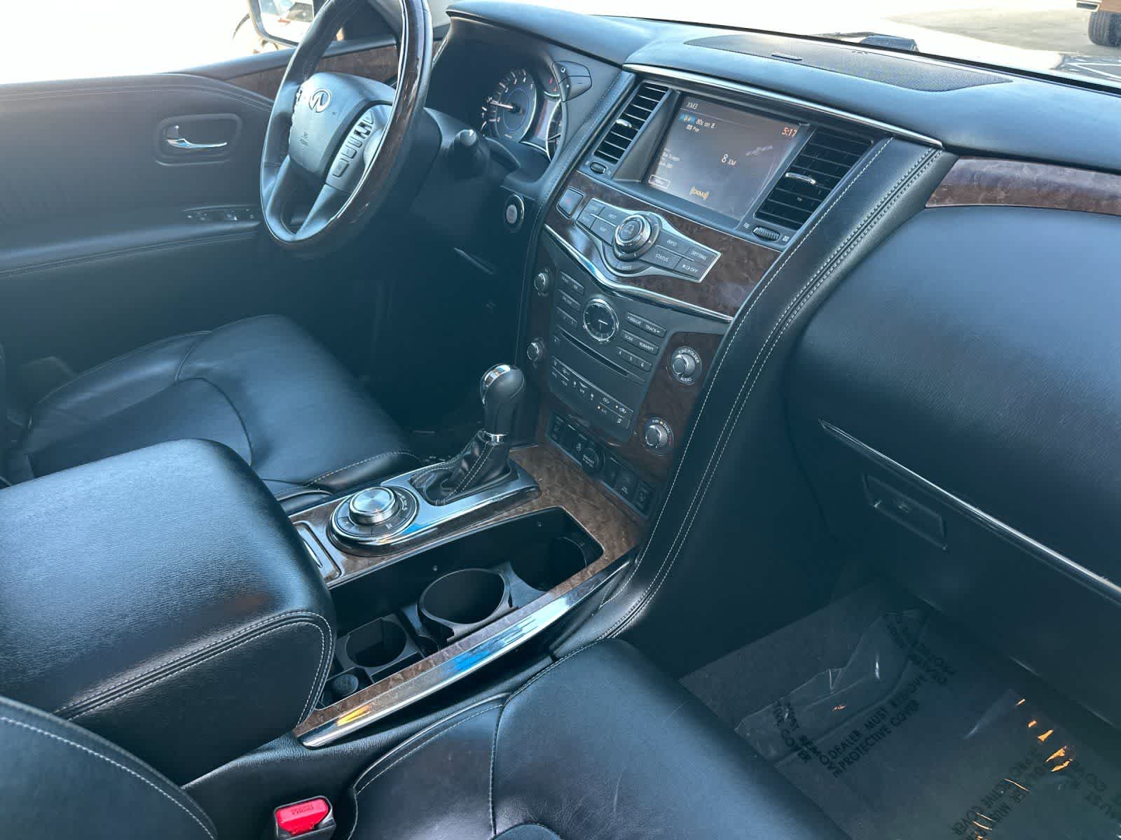 Thumbnail: 2016 INFINITI QX80 - 18