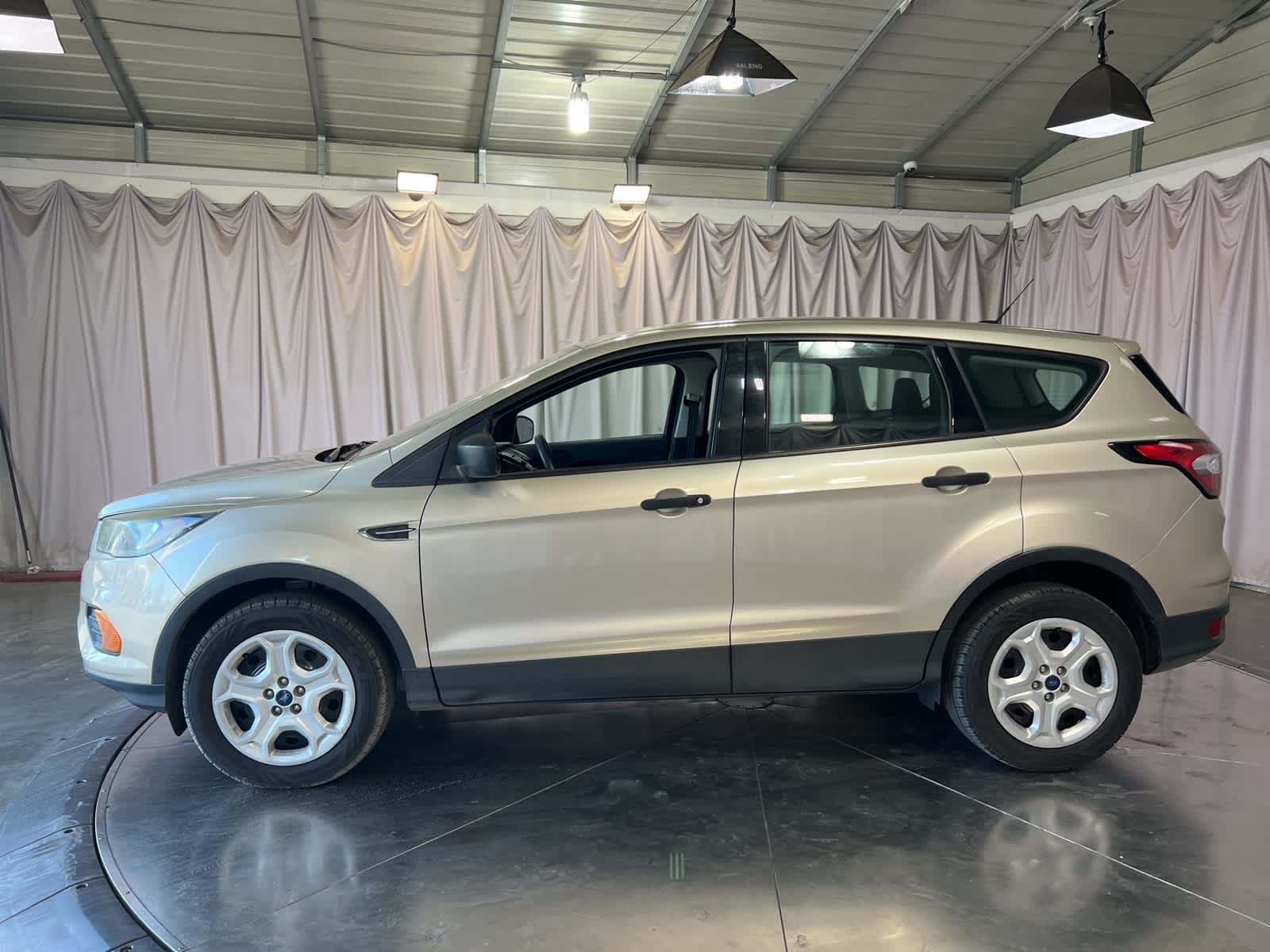 Thumbnail: 2018 Ford Escape - 4