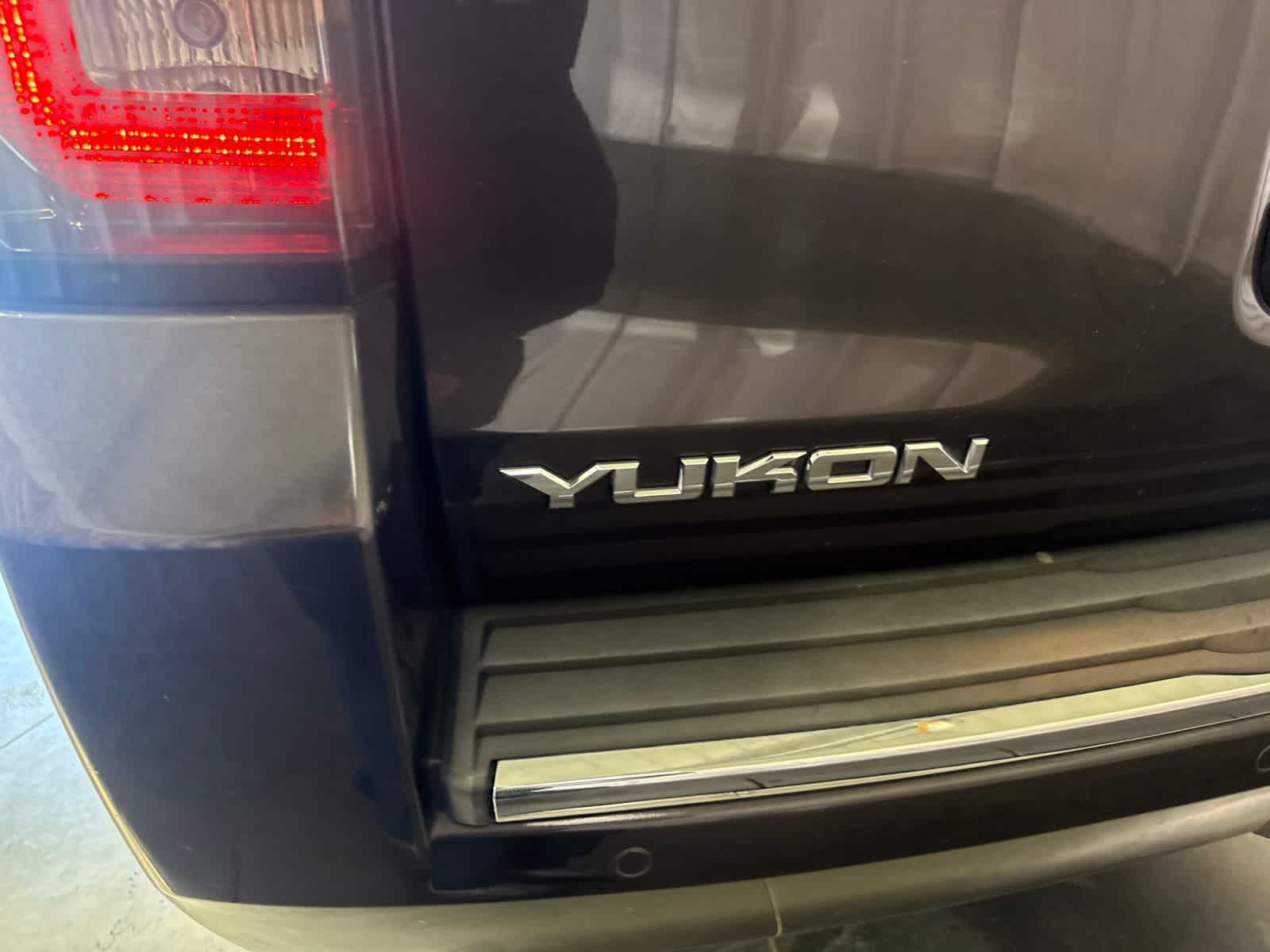 Thumbnail: 2017 GMC Yukon - 12