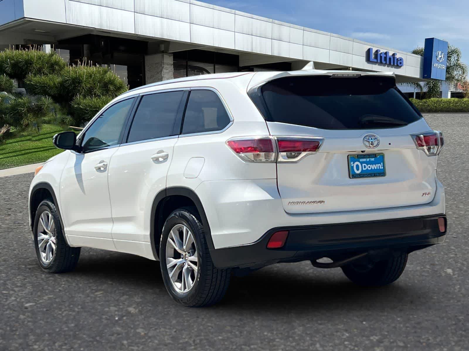 Thumbnail: 2014 Toyota Highlander - 7