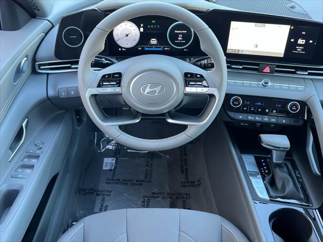 Thumbnail: 2025 Hyundai Elantra - 15