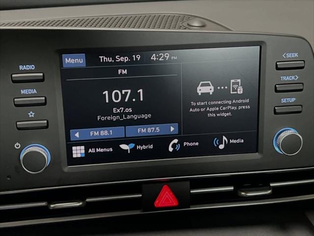 Thumbnail: 2025 Hyundai Elantra - 18