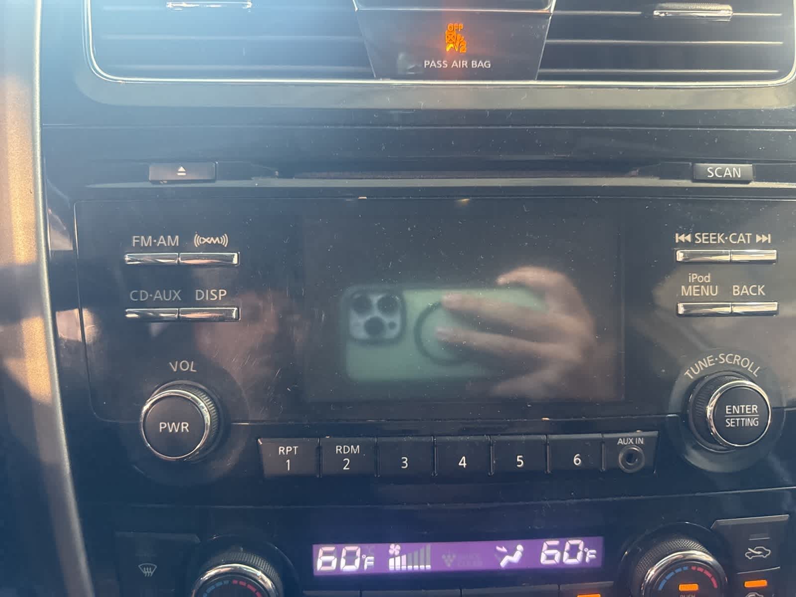 Thumbnail: 2013 Nissan Altima - 25