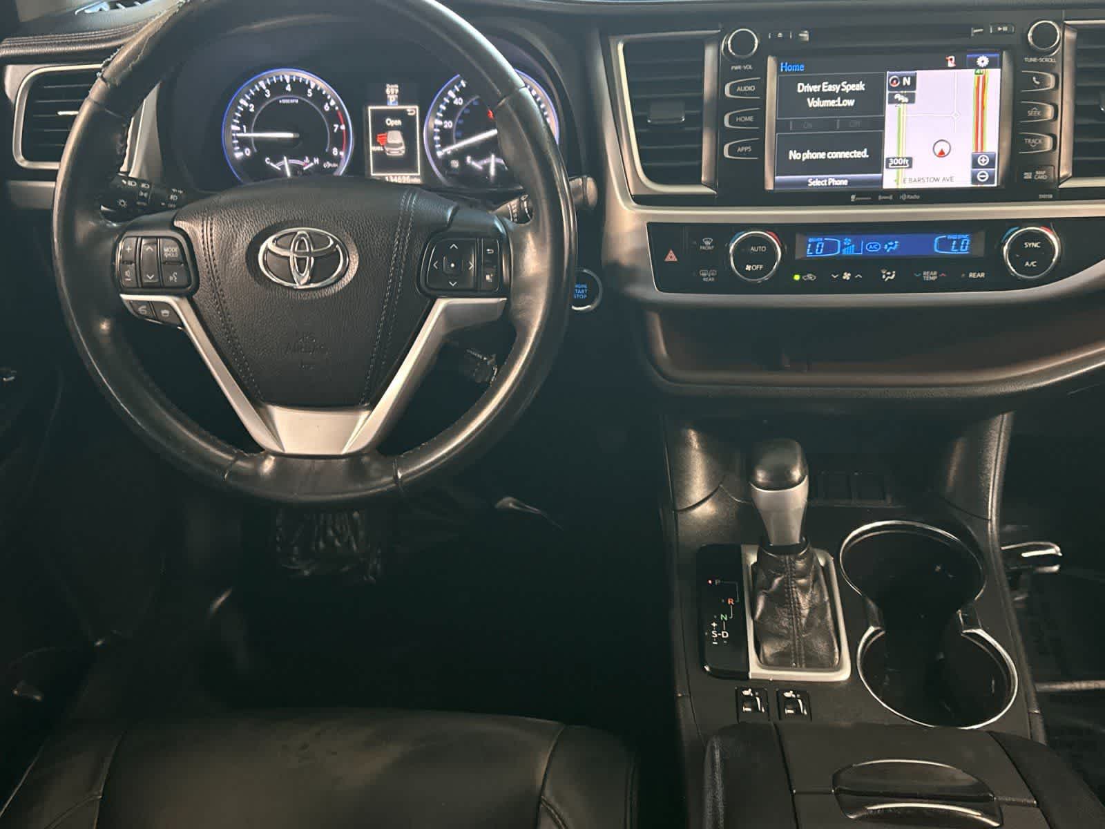 Thumbnail: 2016 Toyota Highlander - 15