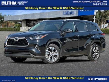 2022 Toyota Highlander XLE SUV