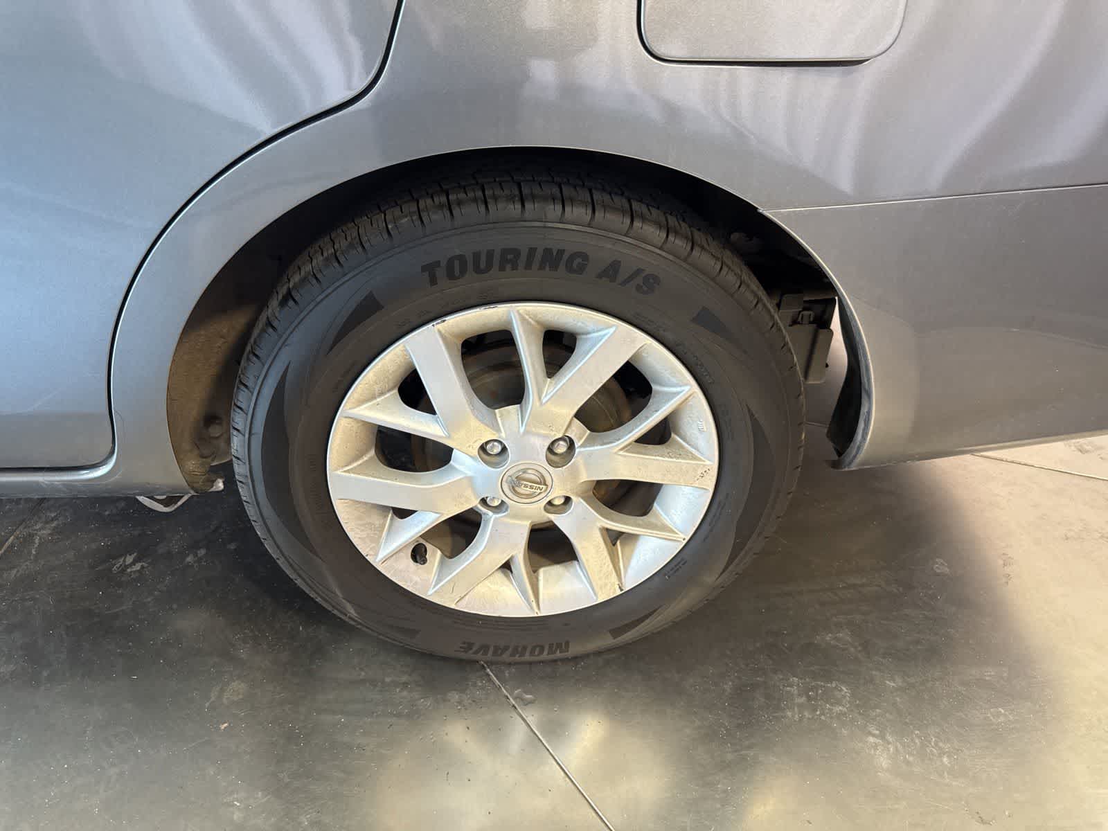 Thumbnail: 2018 Nissan Versa - 9