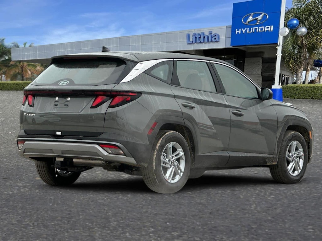 New 2026 Hyundai Tucson SE FWD SUV