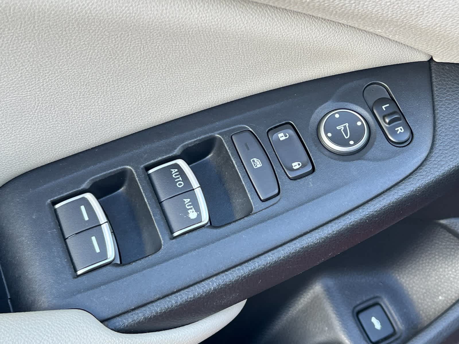 Thumbnail: 2019 Honda Accord - 13