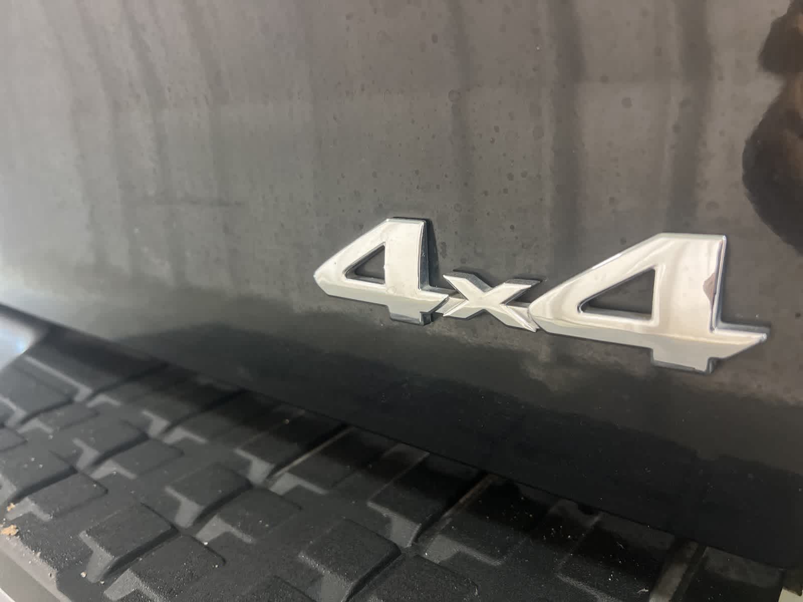 Thumbnail: 2011 Toyota Tundra - 12