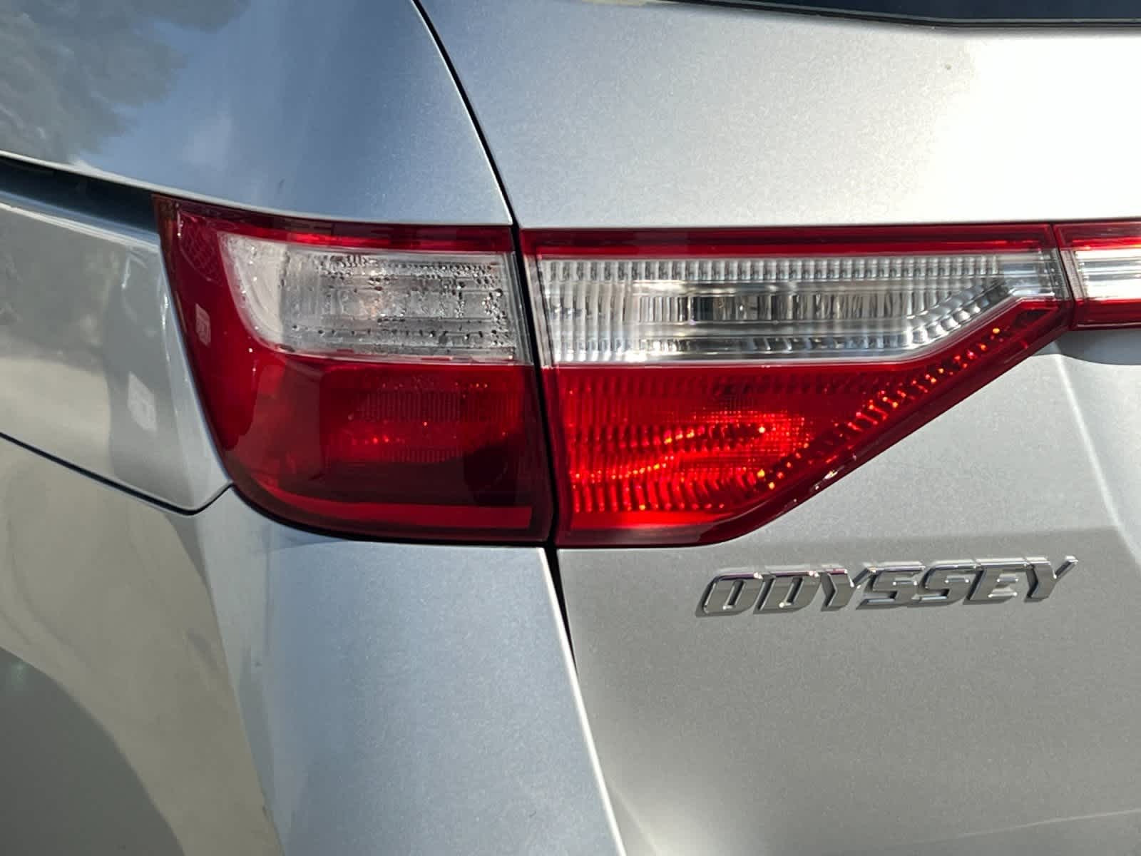 Thumbnail: 2012 Honda Odyssey - 29