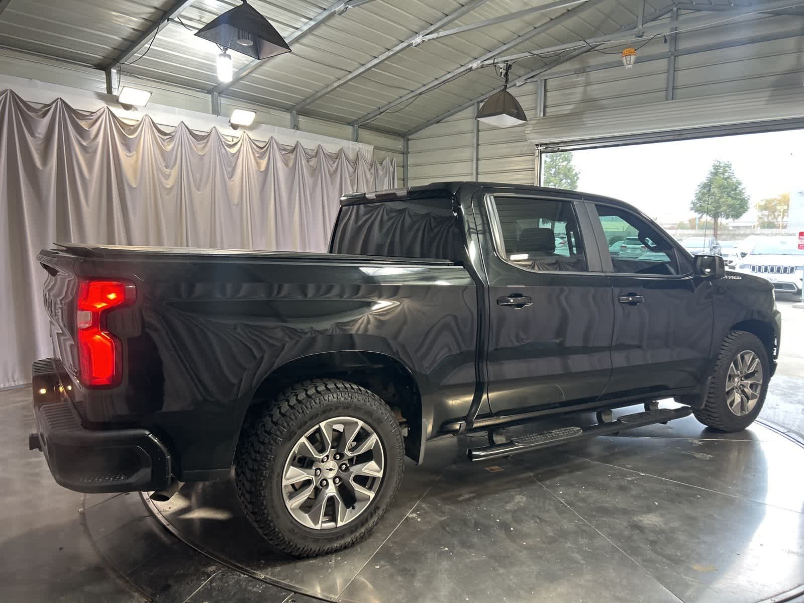 Thumbnail: 2019 Chevrolet Silverado 1500 - 9