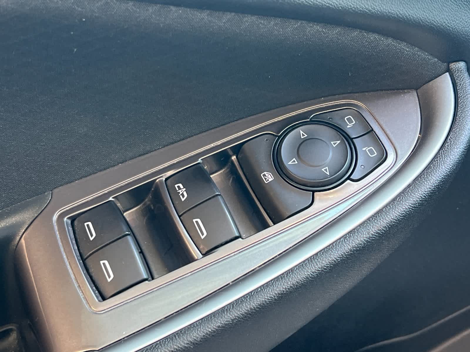 Thumbnail: 2023 Chevrolet Malibu - 13