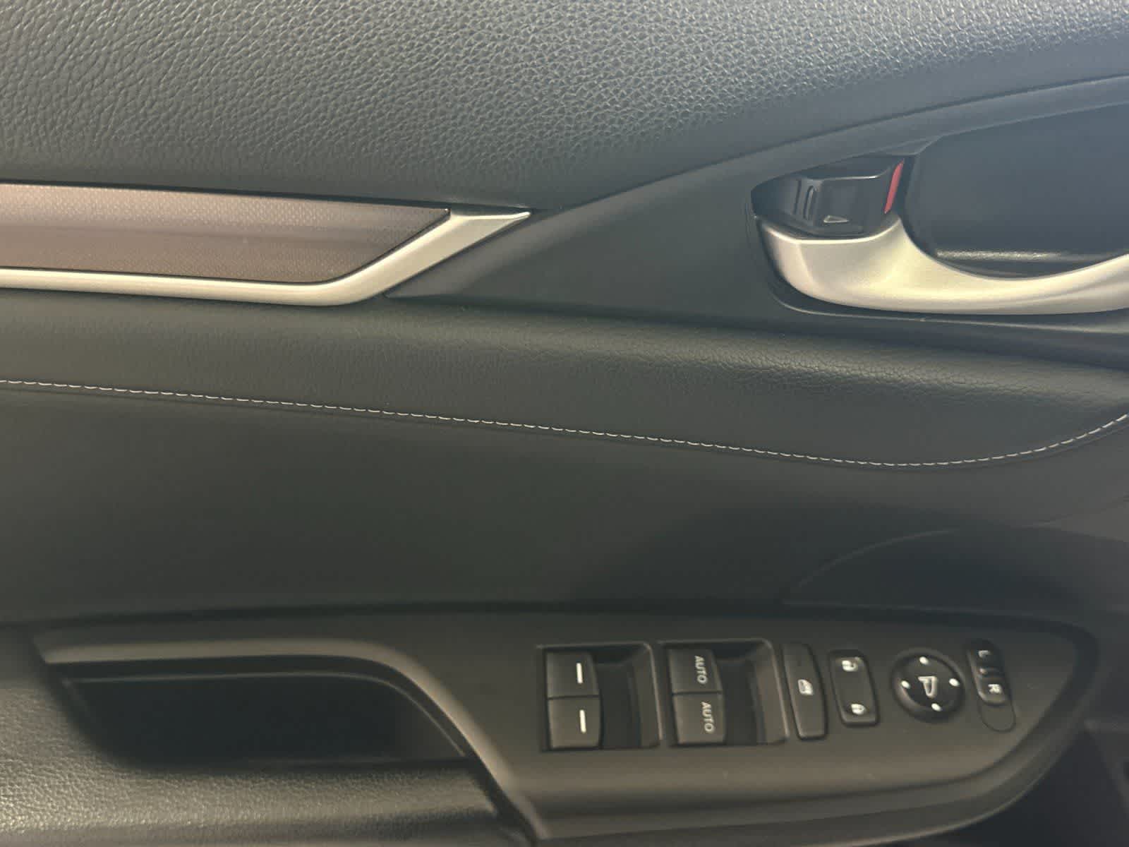 Thumbnail: 2019 Honda Civic - 13