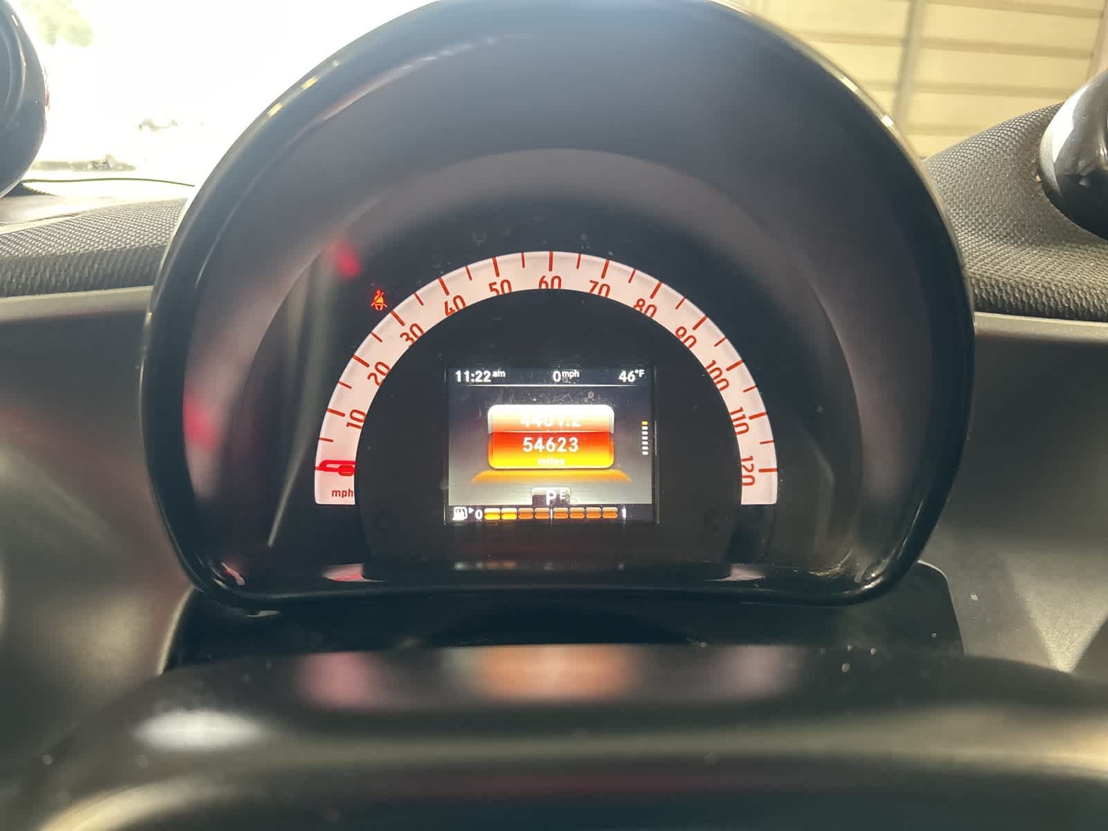 Thumbnail: 2016 smart fortwo - 29