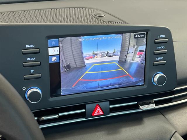 Thumbnail: 2025 Hyundai Elantra - 19