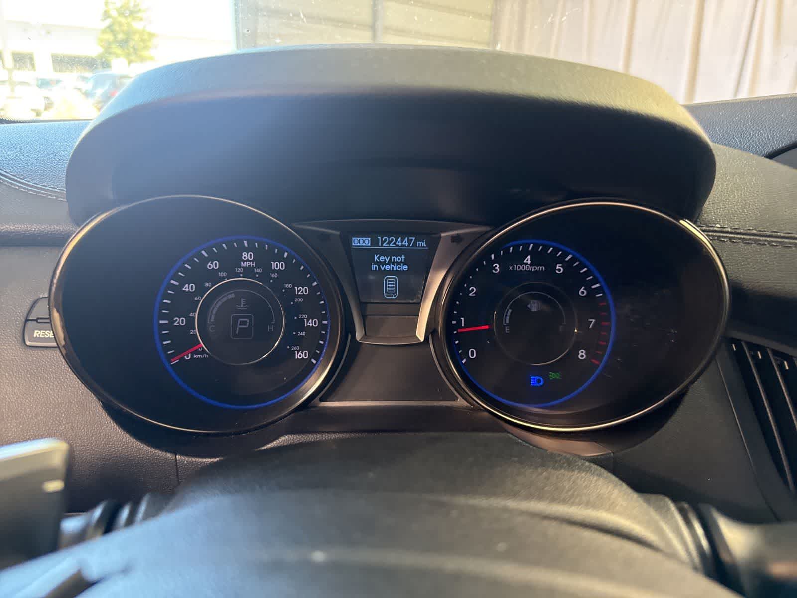 Thumbnail: 2014 Hyundai Genesis - 19