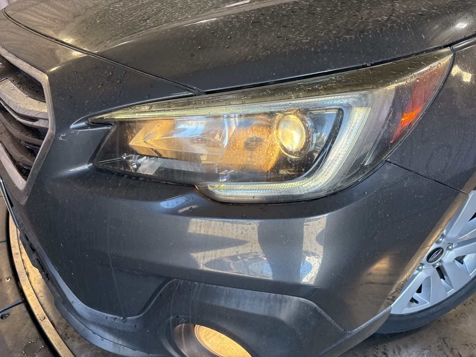 2018 Subaru Outback 2.5i Premium with photo 5