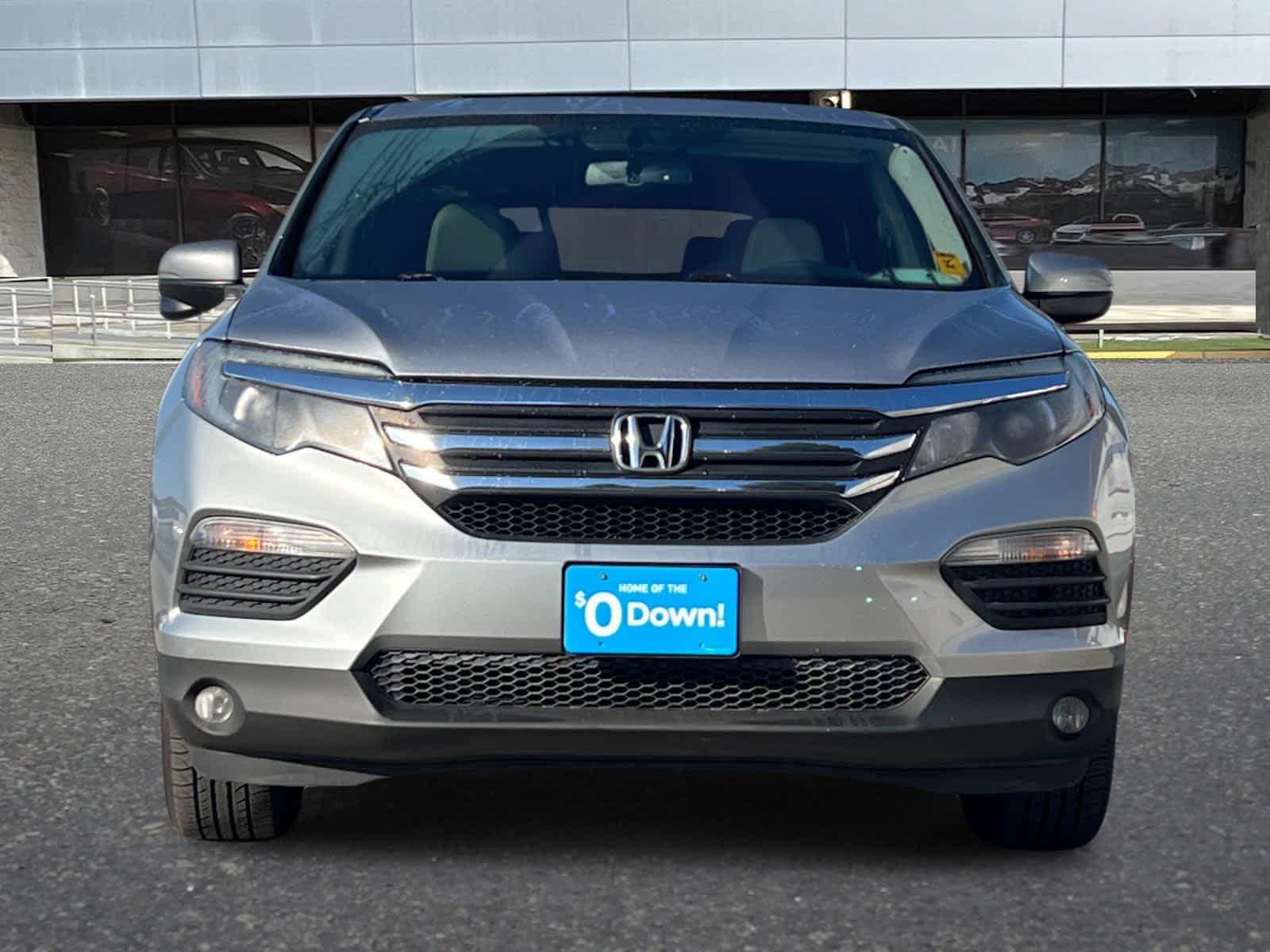 Thumbnail: 2017 Honda Pilot - 11