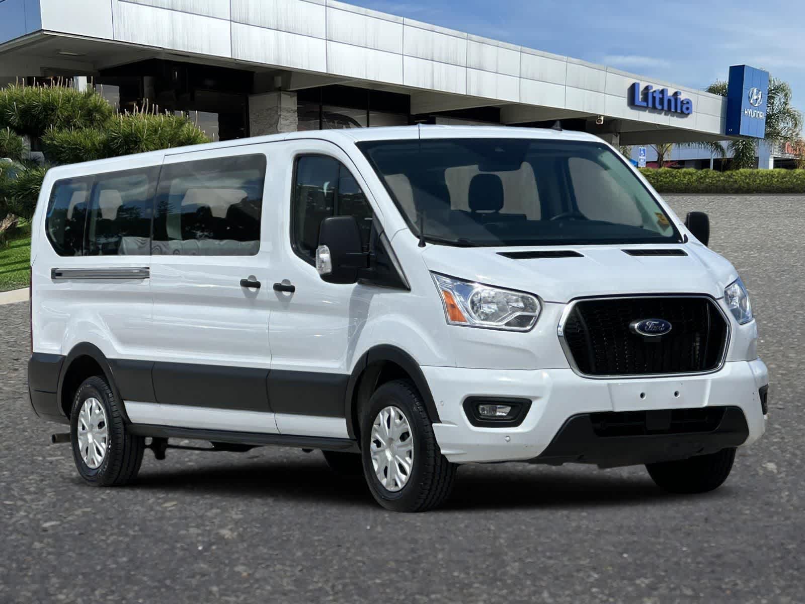 Thumbnail: 2022 Ford Econoline - 10