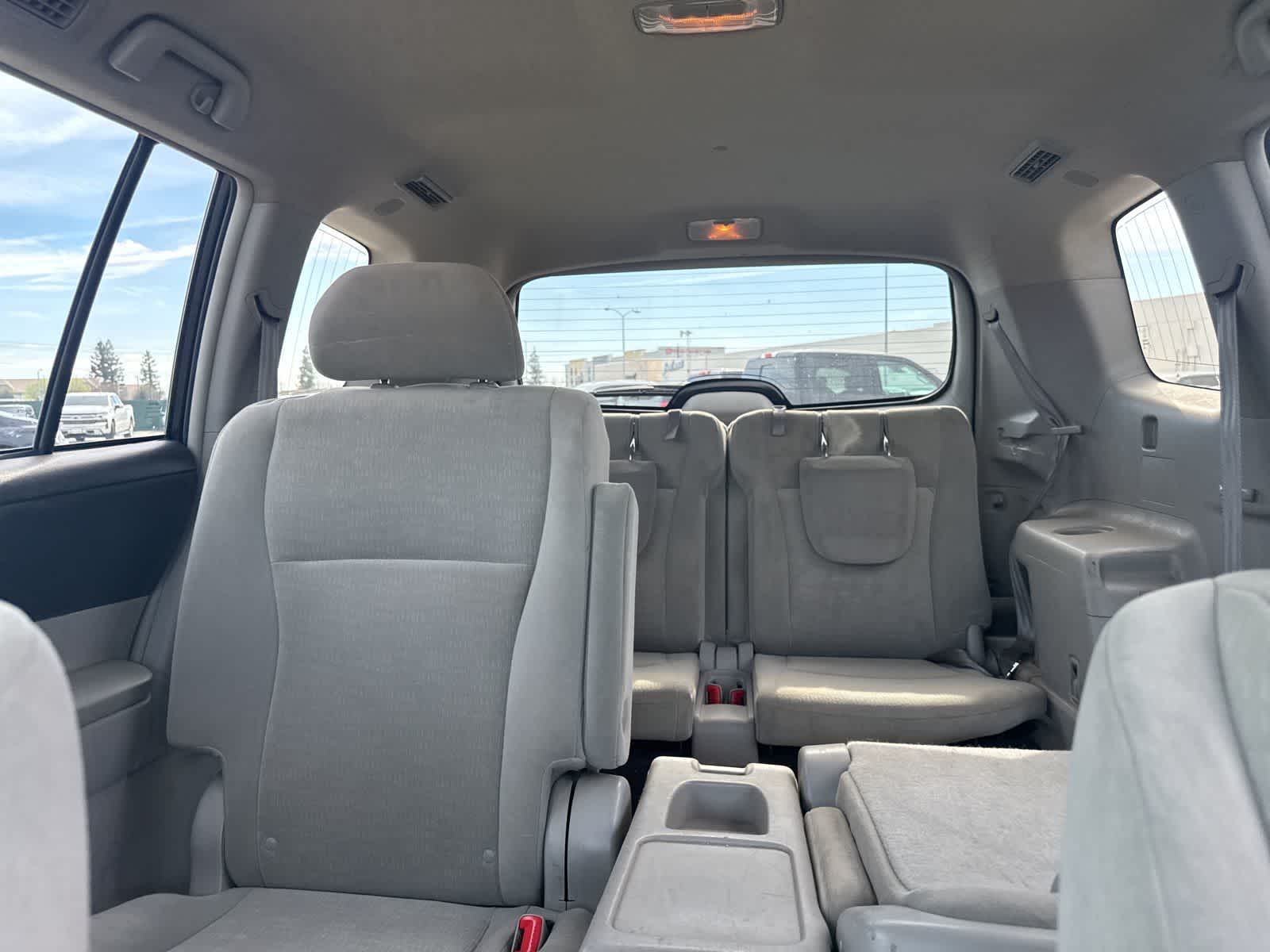 Thumbnail: 2013 Toyota Highlander - 17