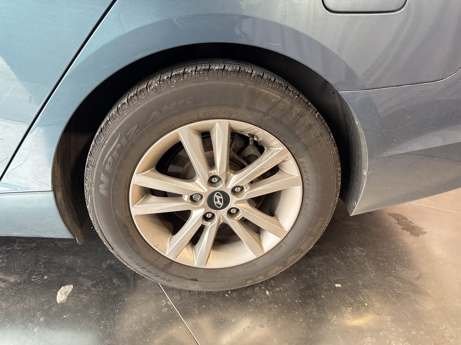 Thumbnail: 2017 Hyundai Sonata - 11