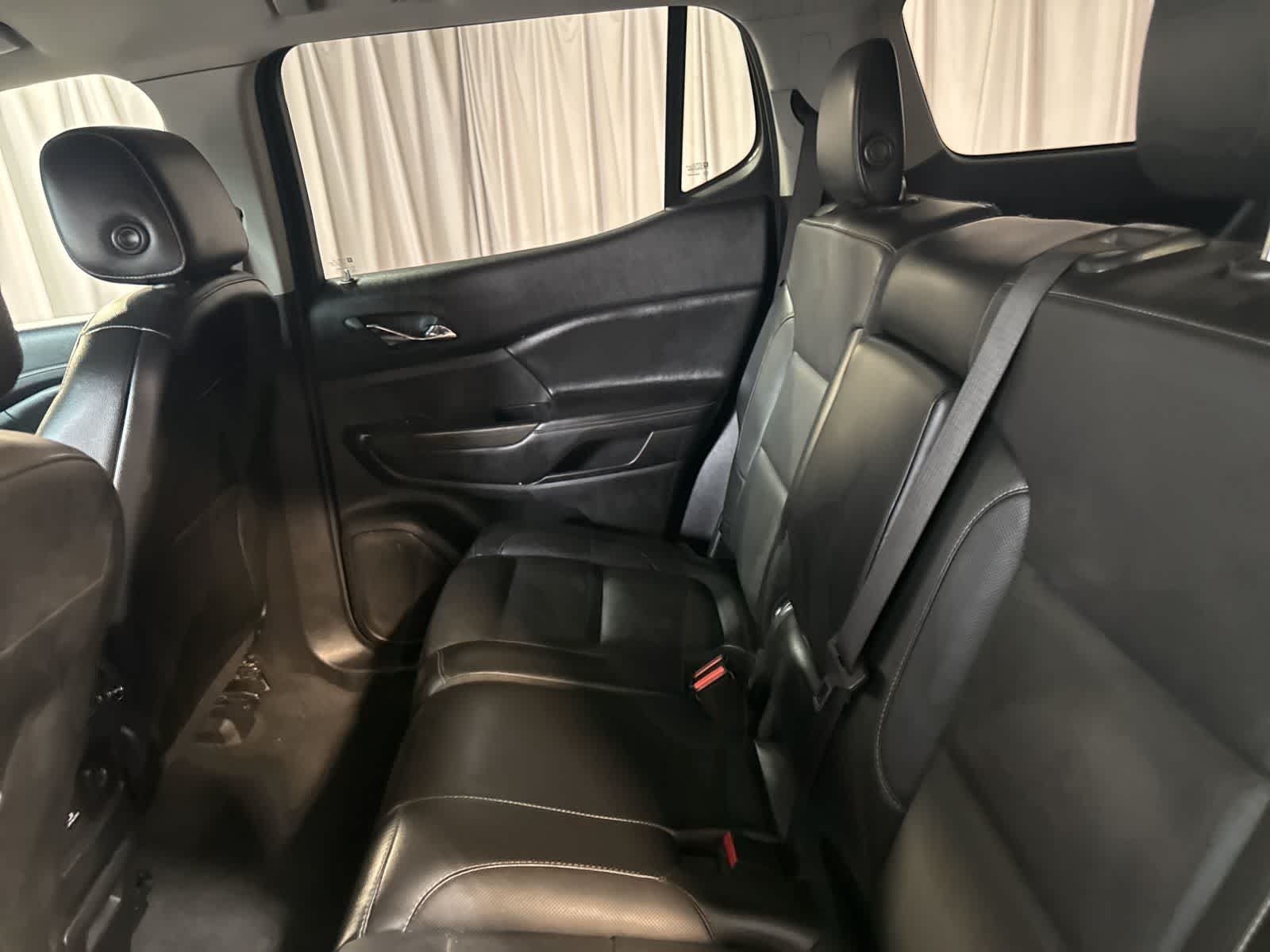 Thumbnail: 2019 GMC Acadia - 16