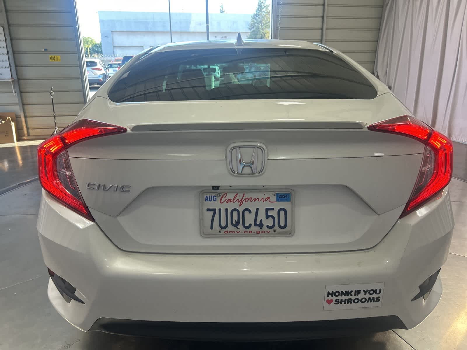 Thumbnail: 2016 Honda Civic - 11