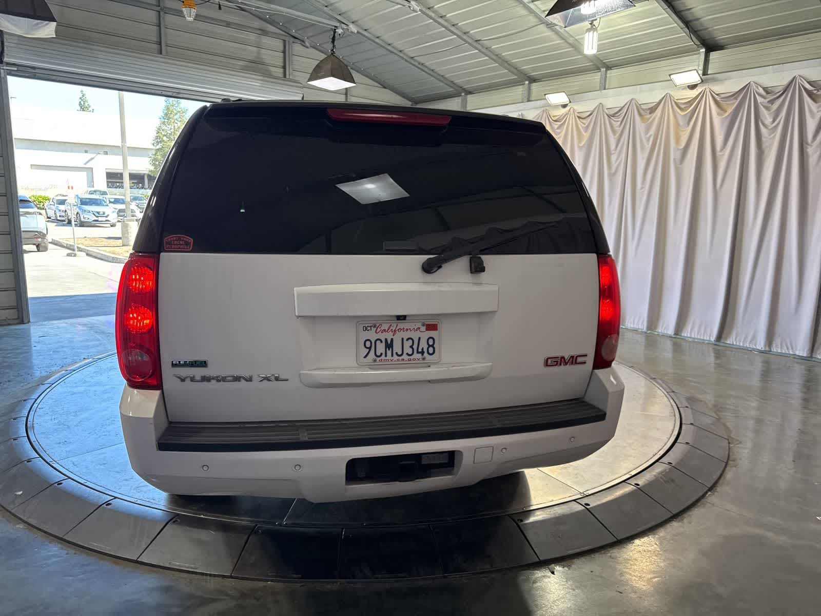 2012 GMC Yukon XL 1500 SLT photo 5