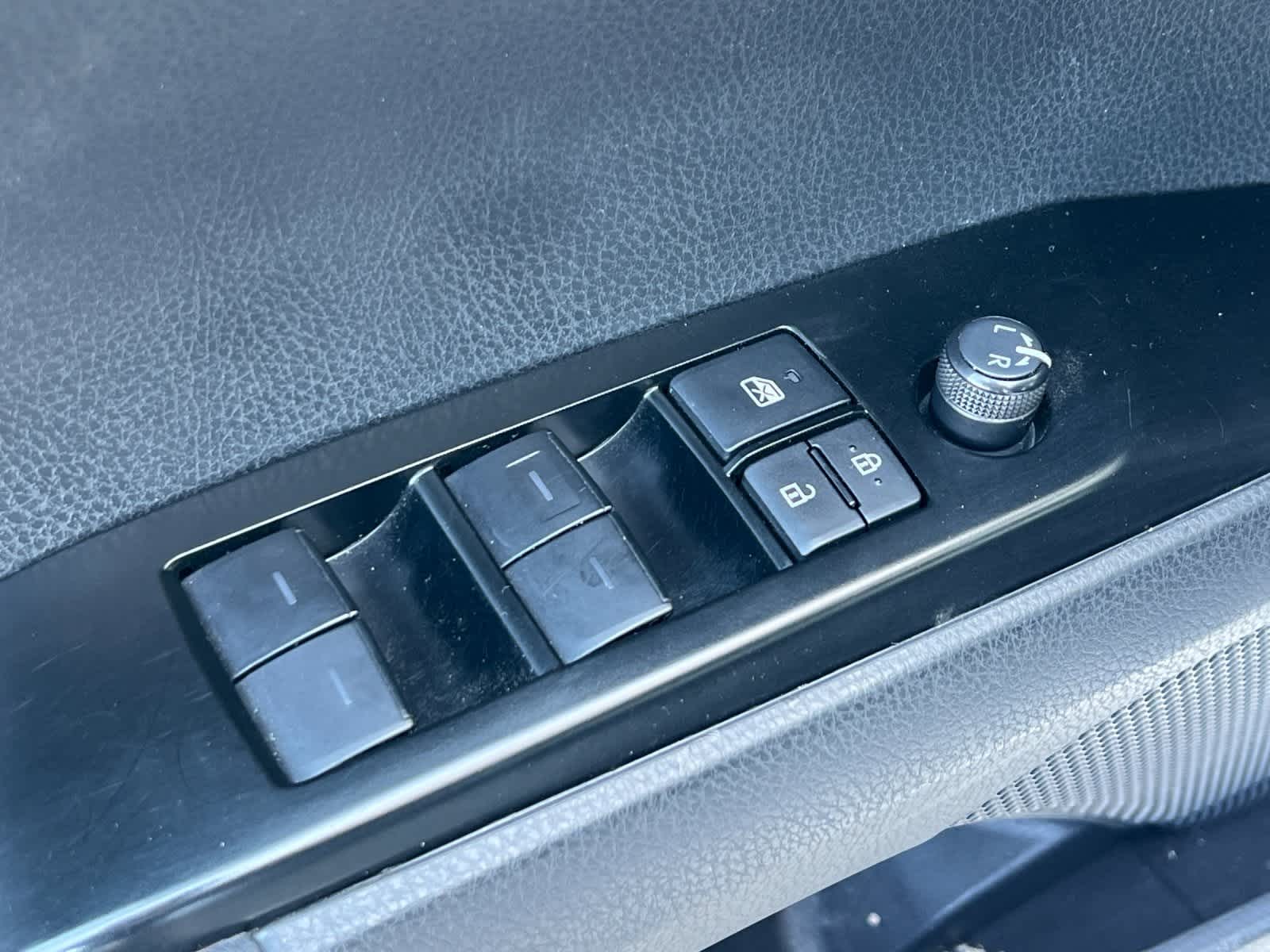 Thumbnail: 2025 Toyota Camry - 14