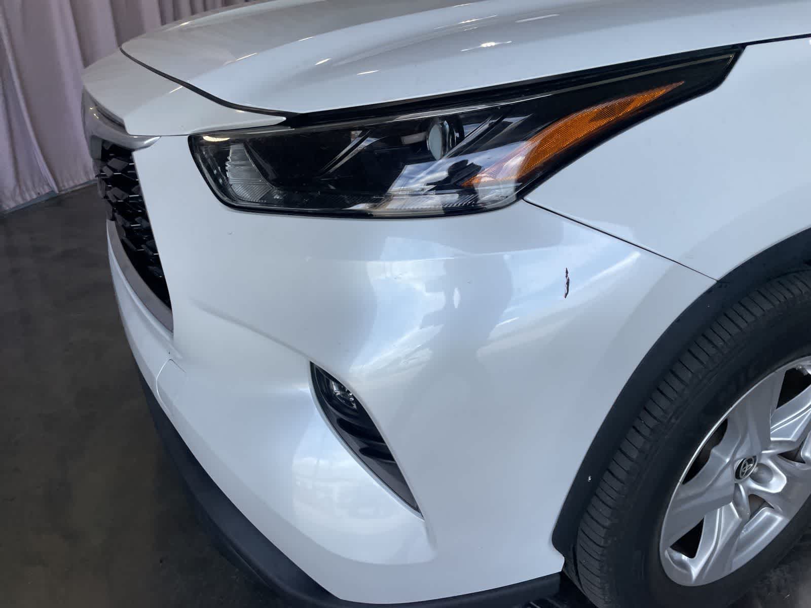 Thumbnail: 2023 Toyota Highlander - 10