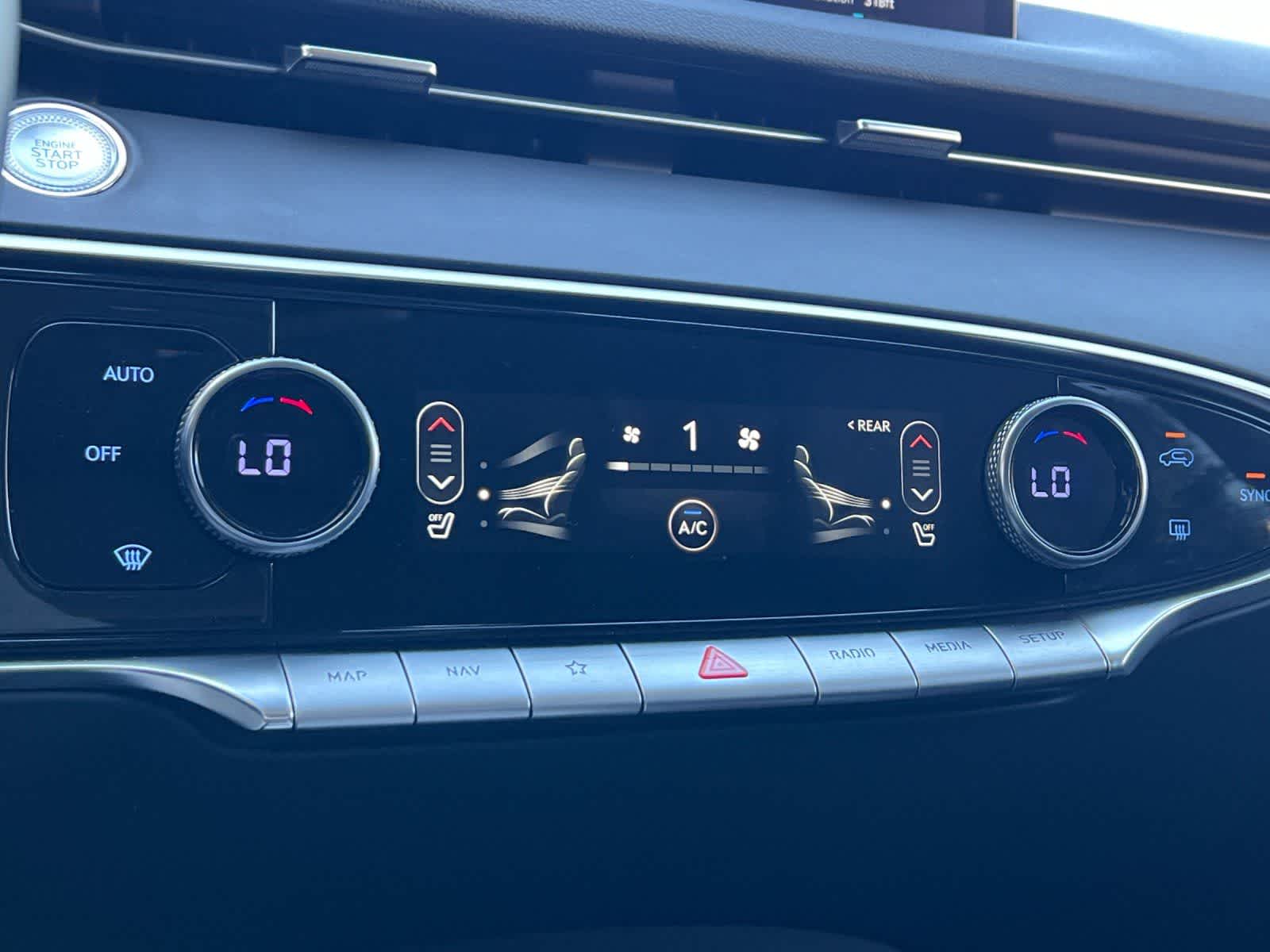 Thumbnail: 2025 Genesis GV70 - 22