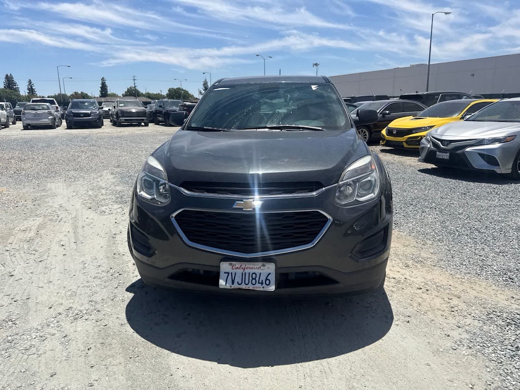Used 2017 Chevrolet Equinox LS SUV