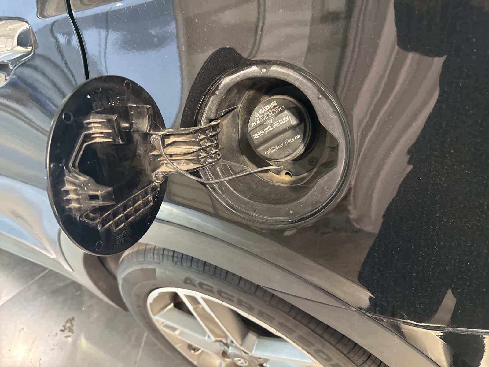 Thumbnail: 2018 Hyundai Santa Fe - 10