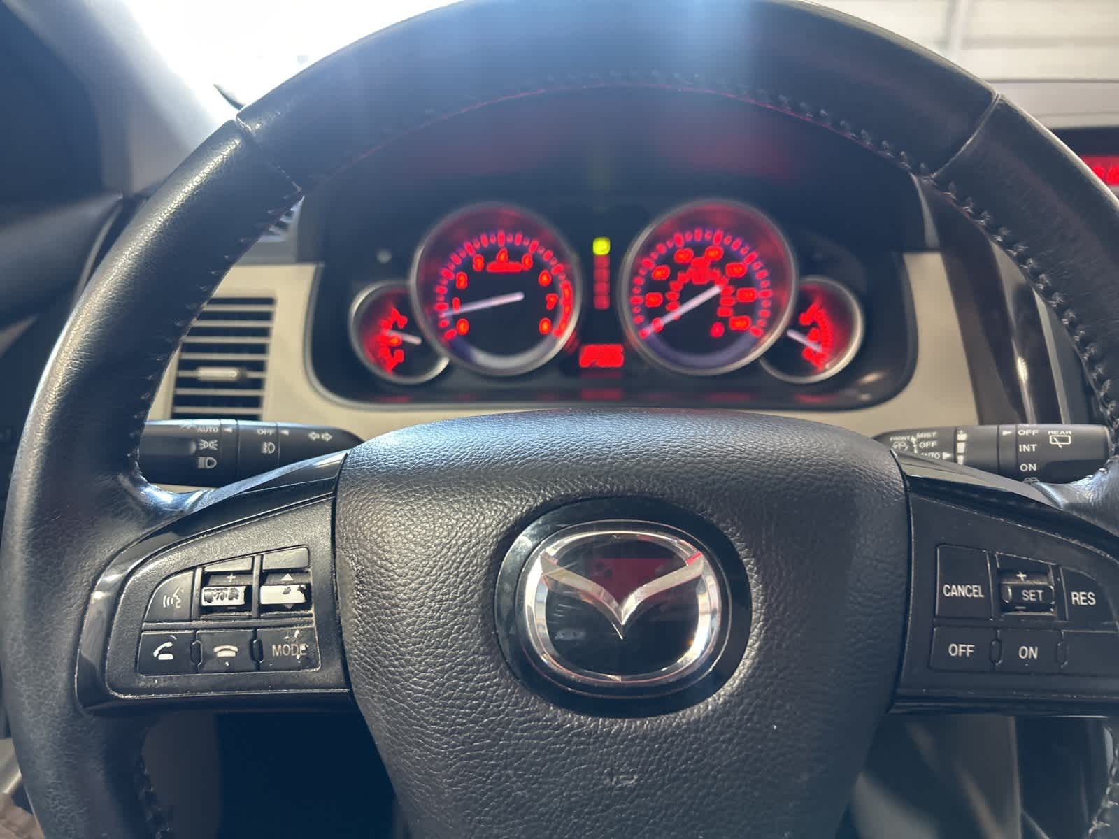 Thumbnail: 2010 Mazda CX-9 - 29