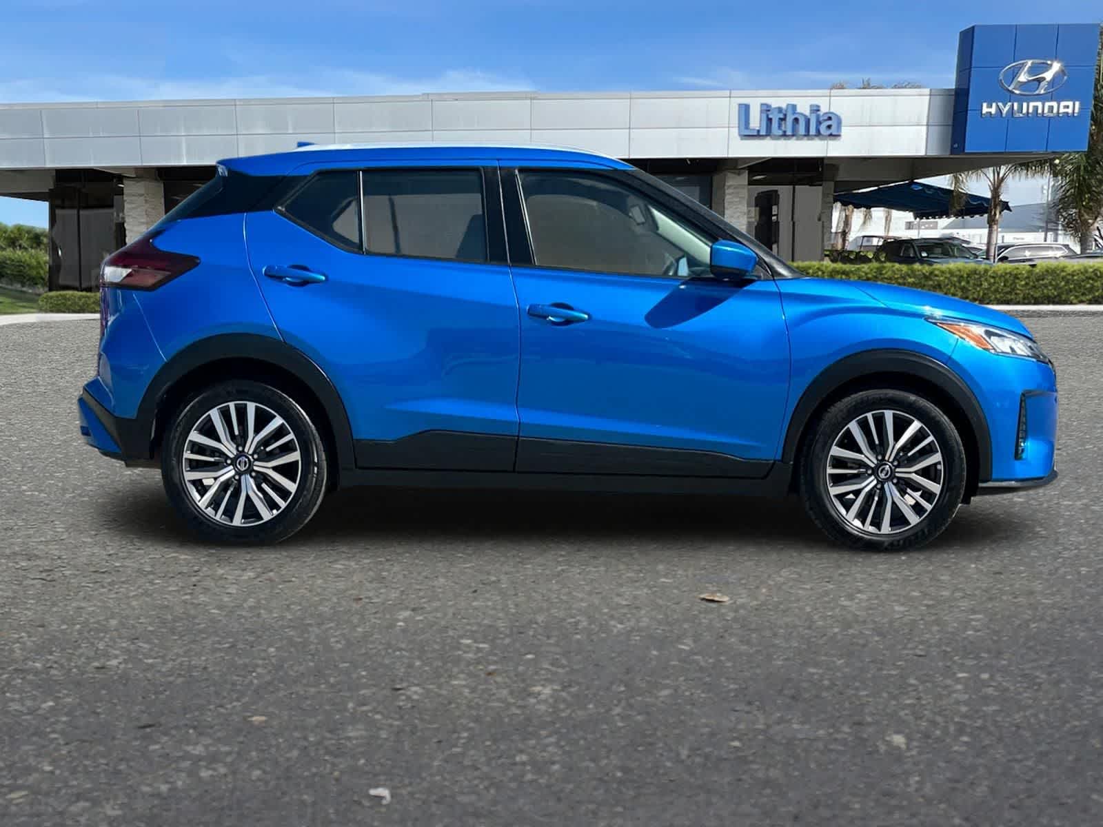 Thumbnail: 2021 Nissan Kicks - 9