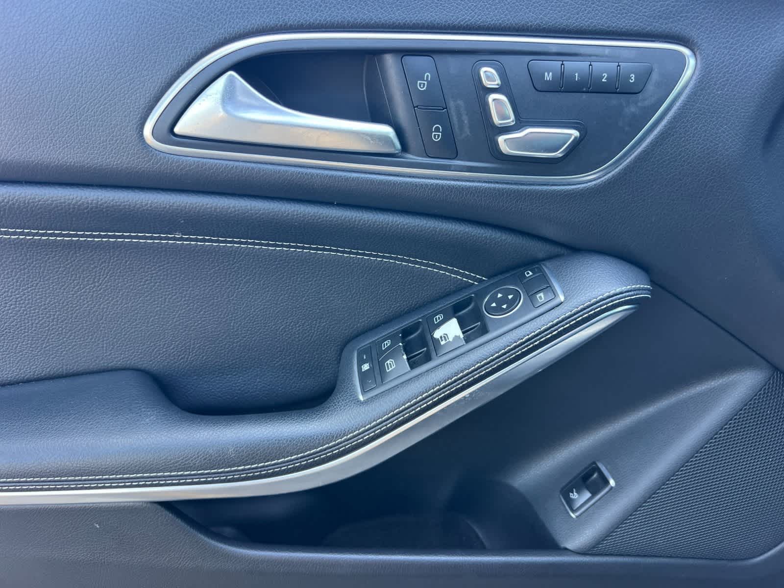 Thumbnail: 2019 Mercedes-Benz CLA - 12