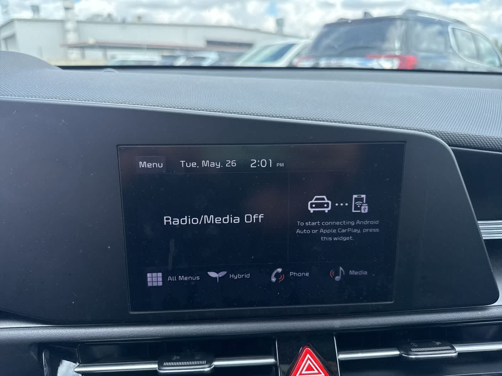 Thumbnail: 2023 Kia Niro - 23