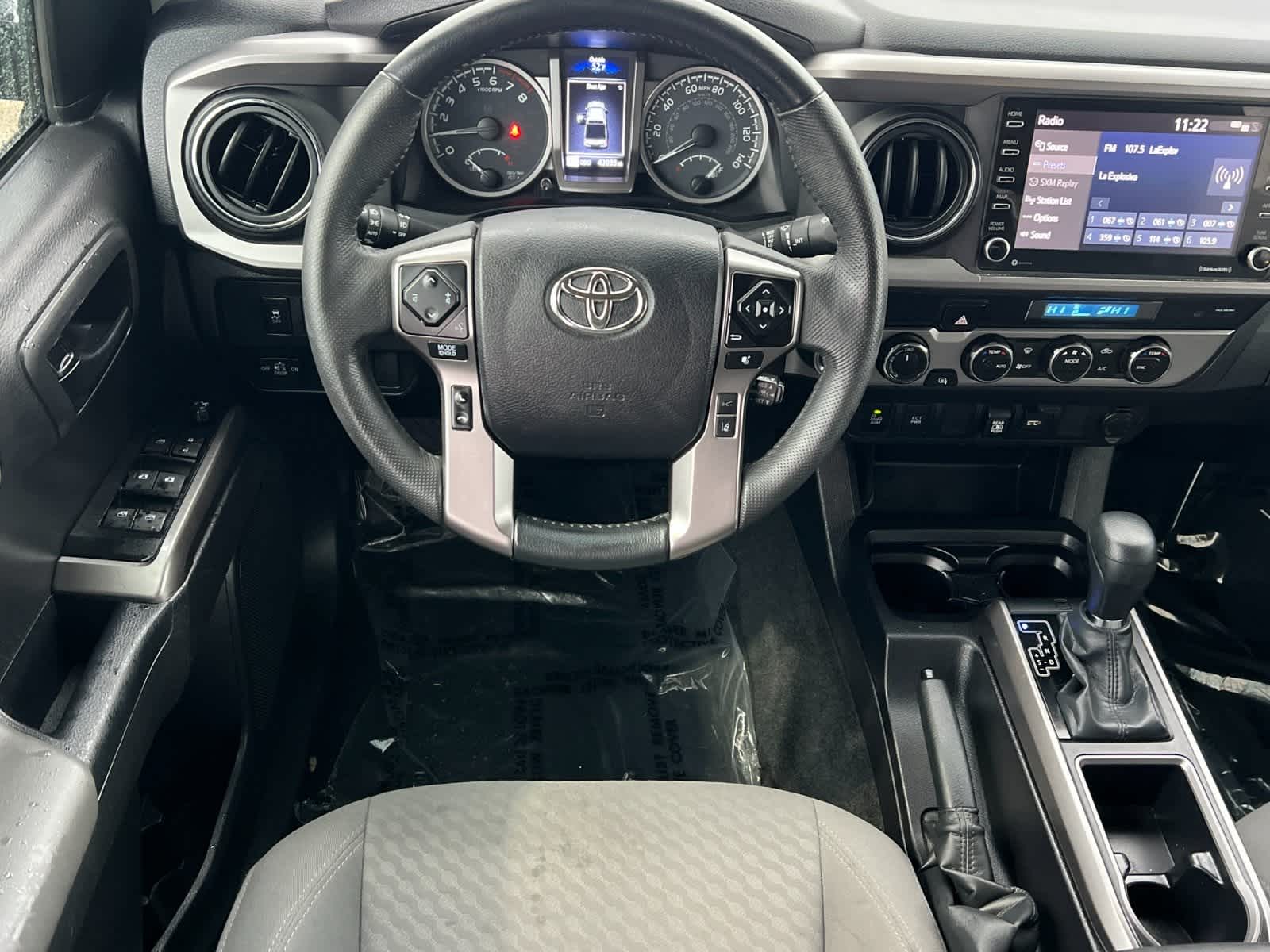 Thumbnail: 2023 Toyota Tacoma - 15