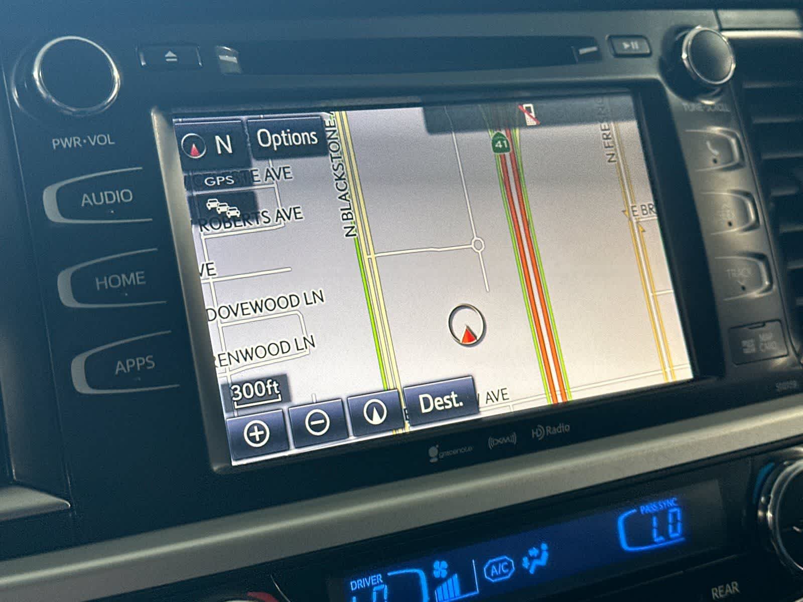 Thumbnail: 2016 Toyota Highlander - 21