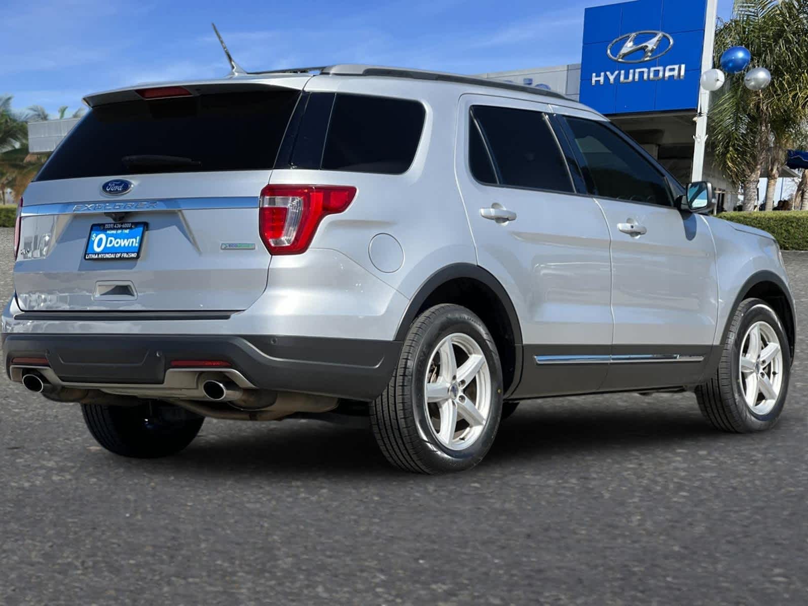 Used 2019 Ford Explorer XLT with VIN 1FM5K7DH4KGA90509 for sale in Fresno, CA