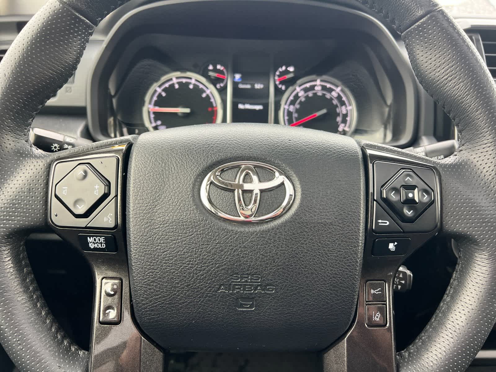 Thumbnail: 2021 Toyota 4Runner - 25