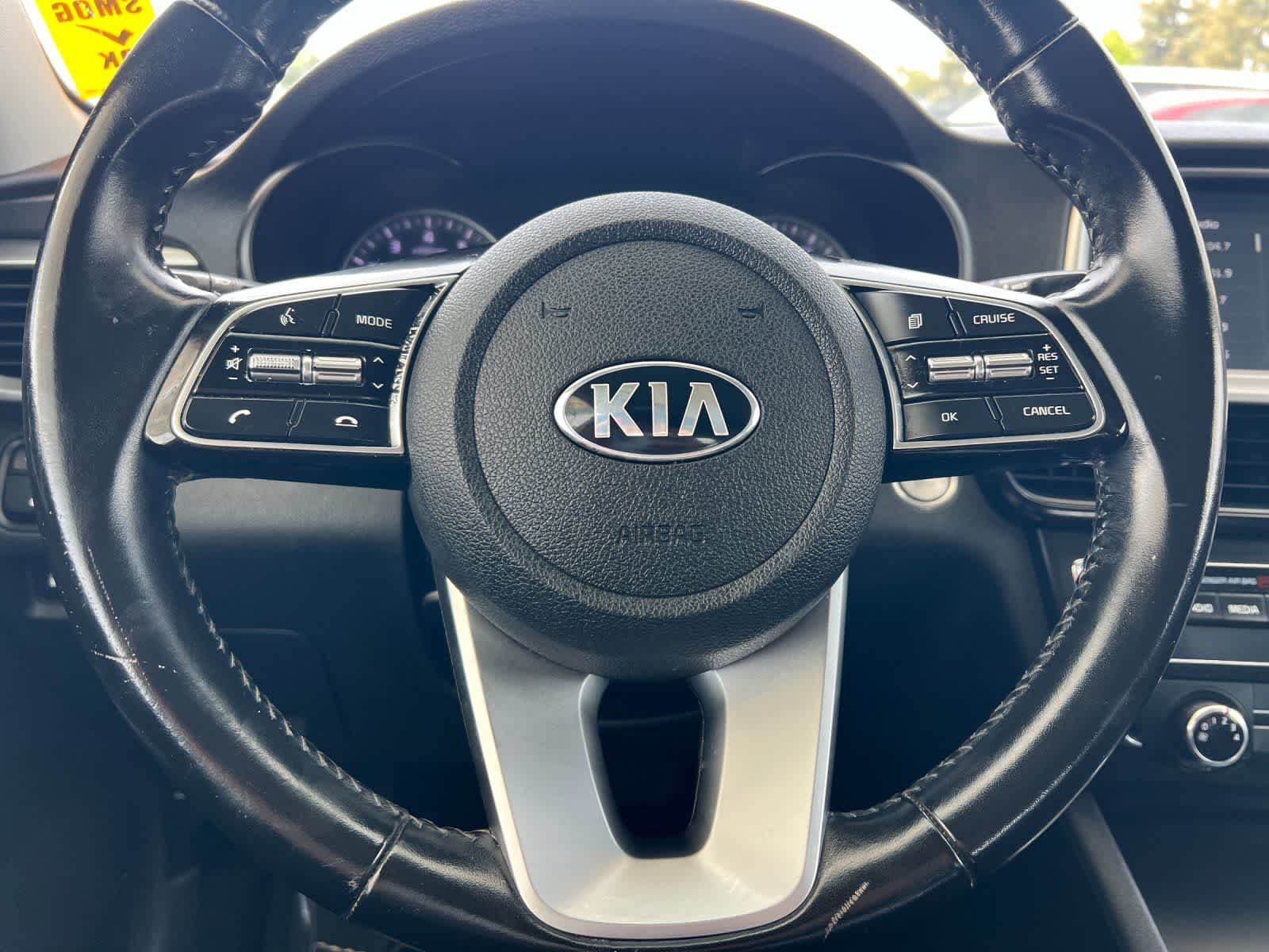 Thumbnail: 2020 Kia Optima - 23