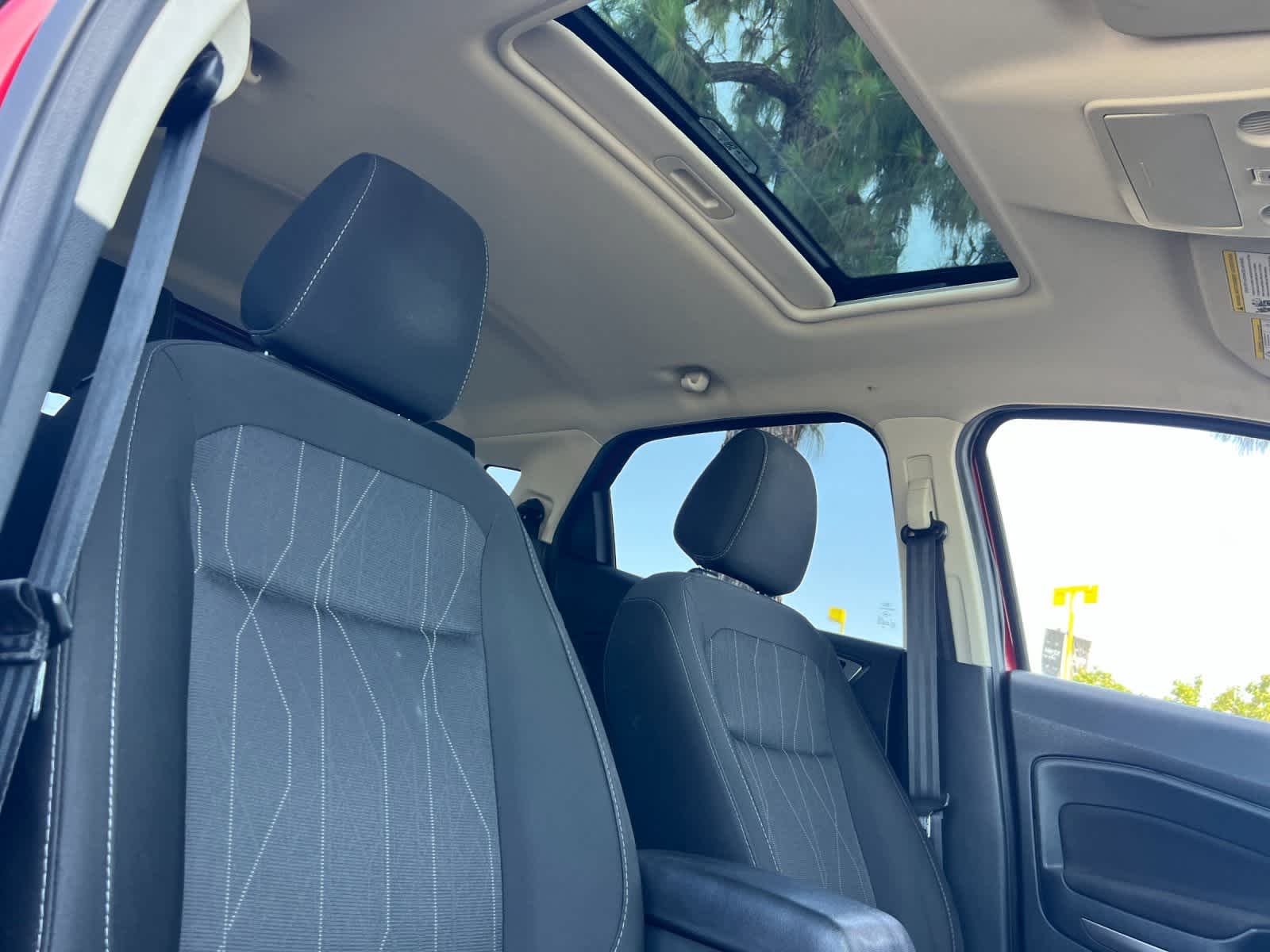 Thumbnail: 2021 Ford EcoSport - 17