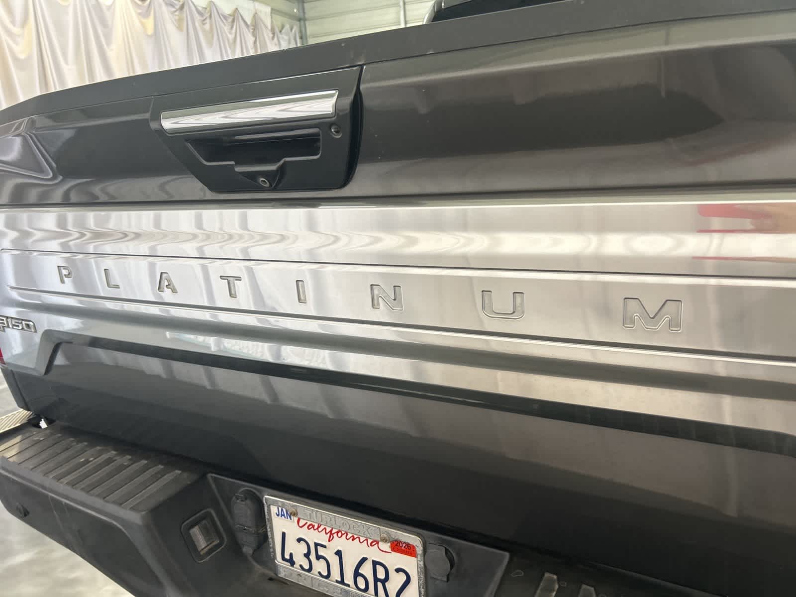 Thumbnail: 2018 Ford F-150 - 13