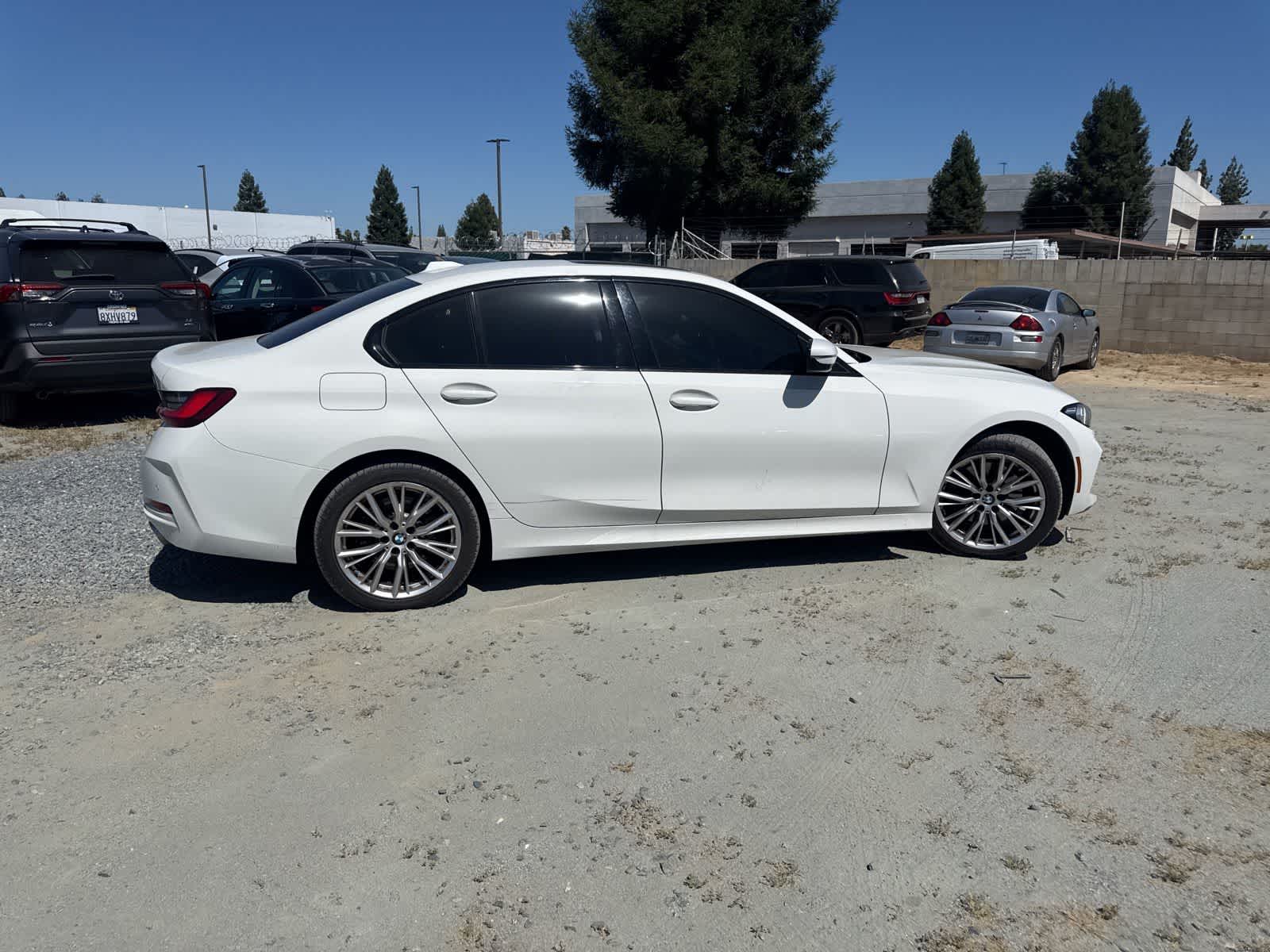 Thumbnail: 2023 BMW 3 Series - 3