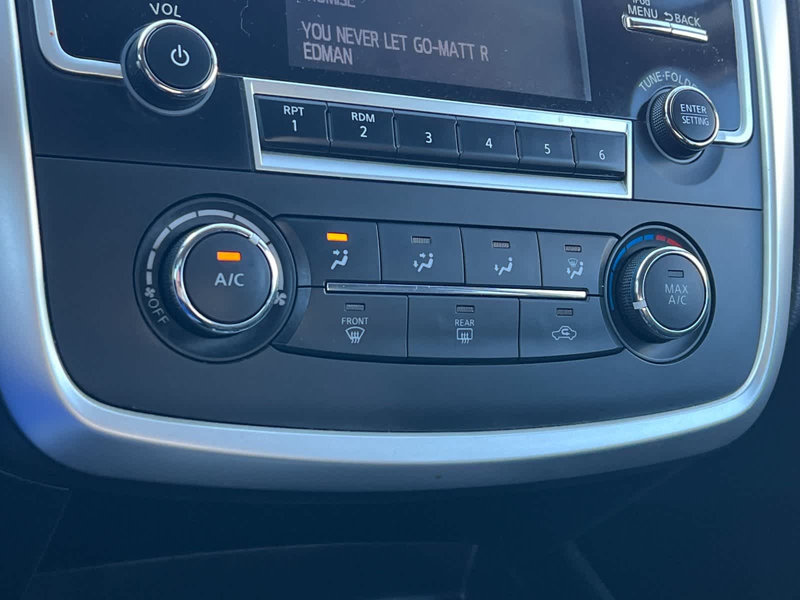 Thumbnail: 2018 Nissan Altima - 19