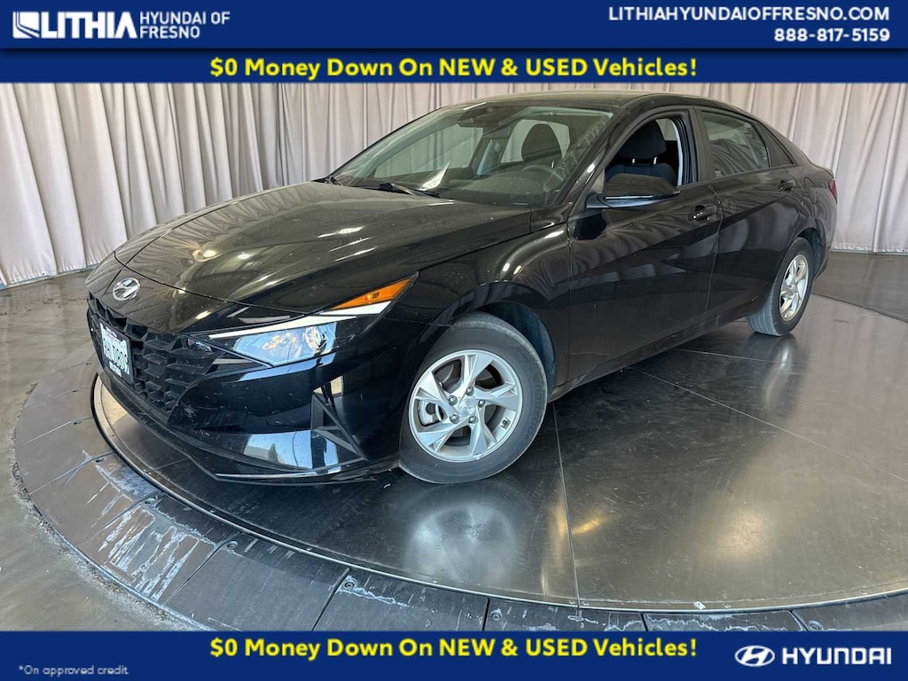 Used 2023 Hyundai Elantra SE Sedan