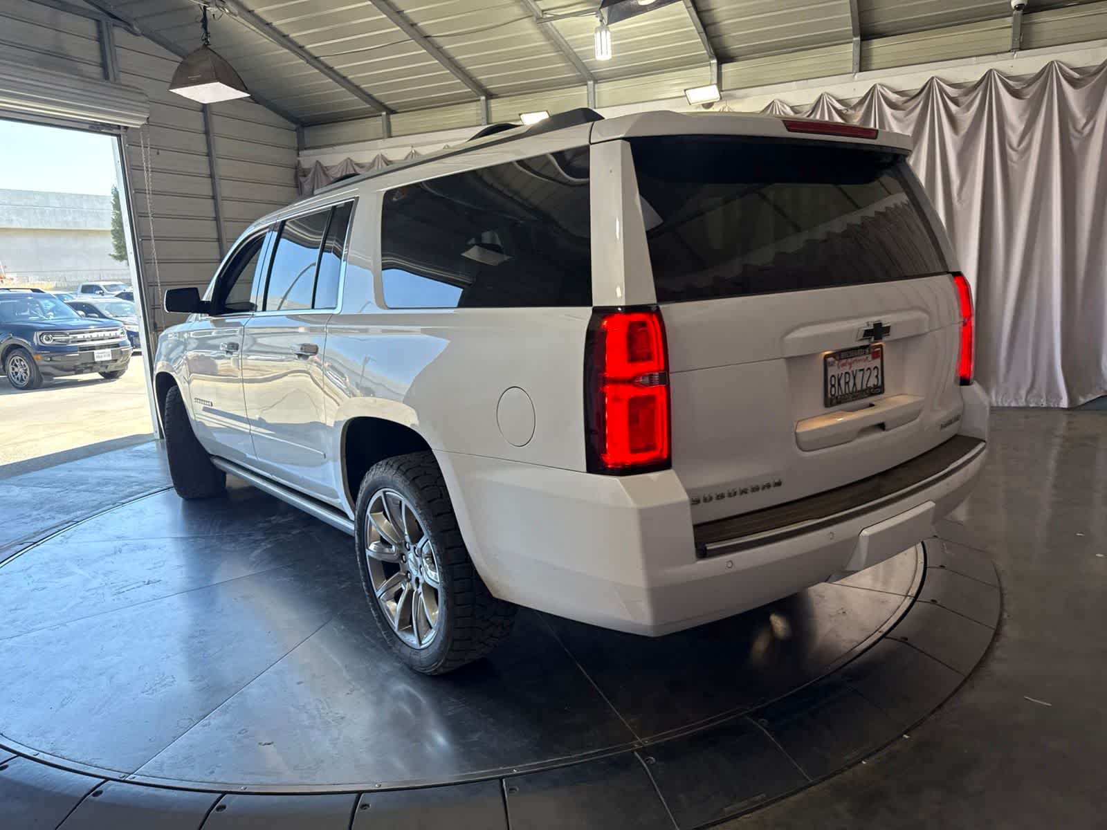 Thumbnail: 2019 Chevrolet Suburban - 5