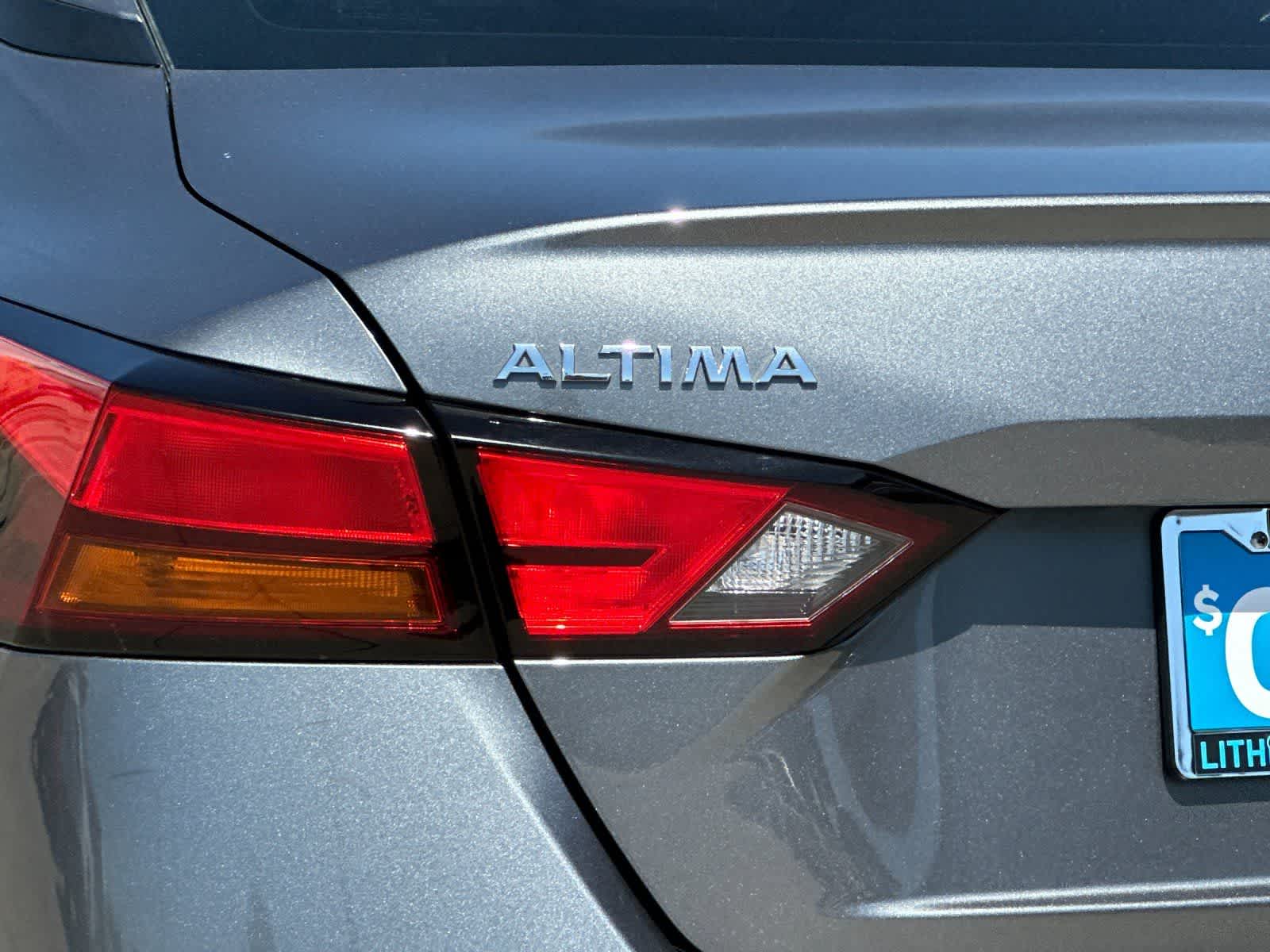 Thumbnail: 2021 Nissan Altima - 24
