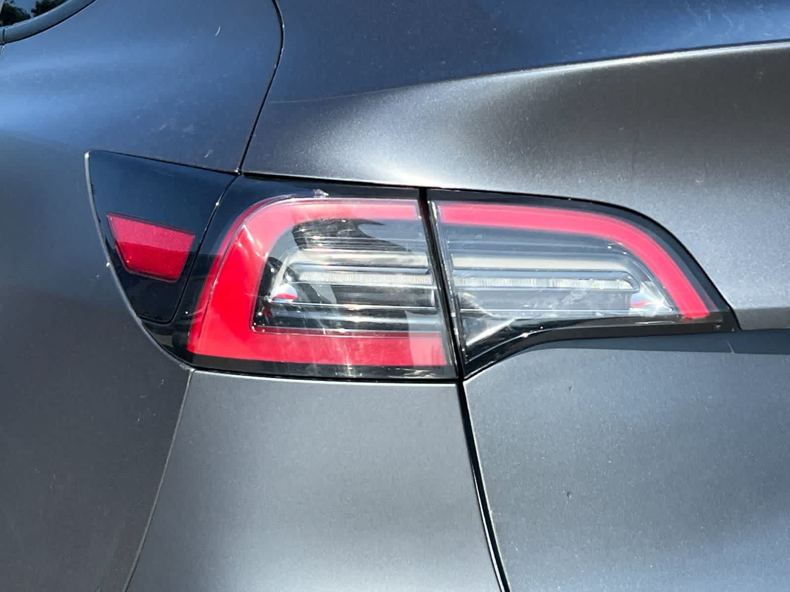 Thumbnail: 2022 Tesla Model Y - 27